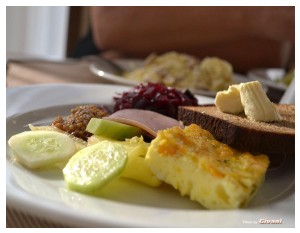 Givani.net - Food Photo • Еда фото - Запеканка и черный хлеб